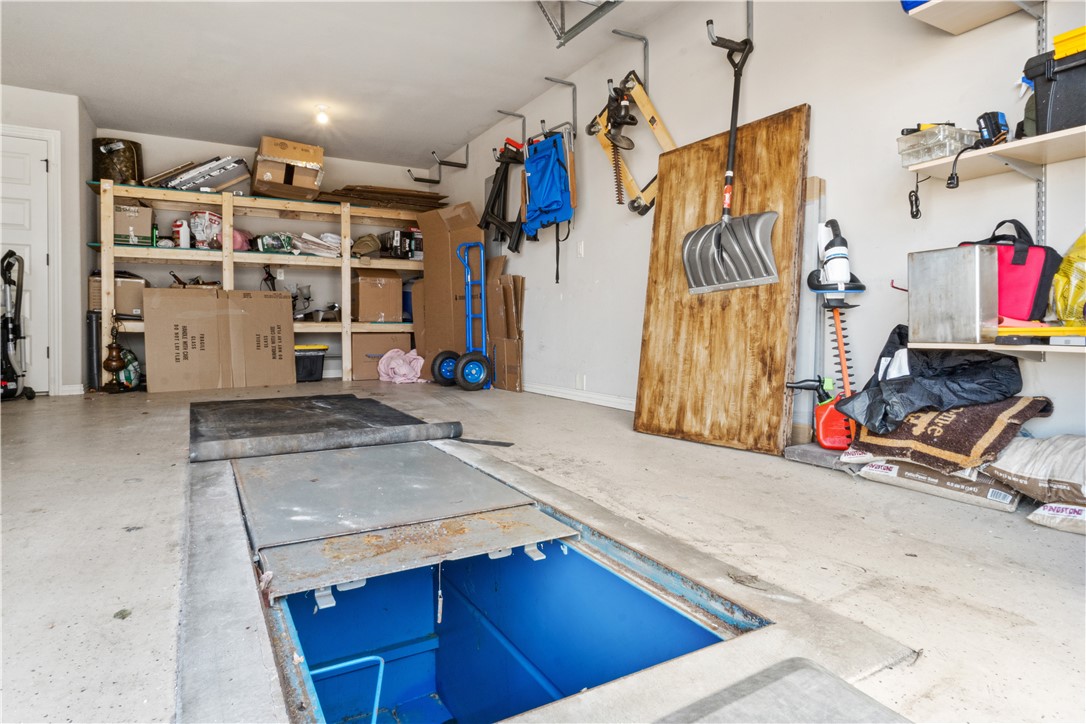 1001 SW Glen Arbor Avenue