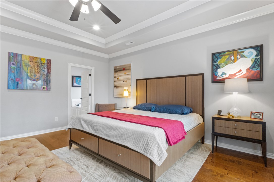 1001 SW Glen Arbor Avenue