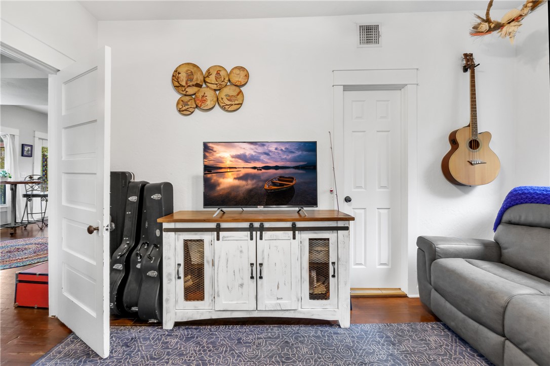 620 S College Street