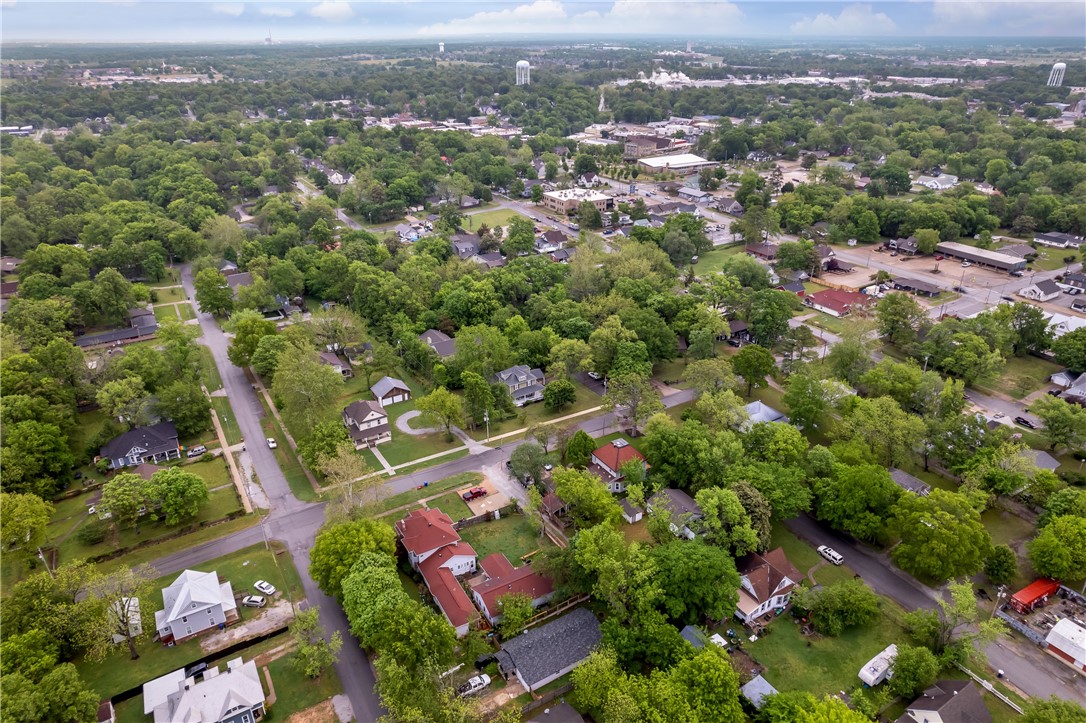 620 S College Street