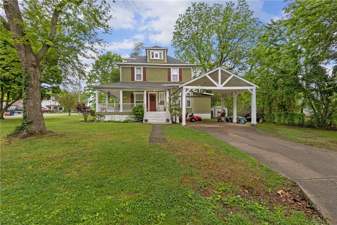 620 S College Street