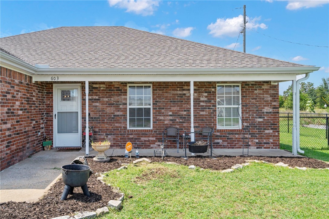 603 Magnolia SW Street