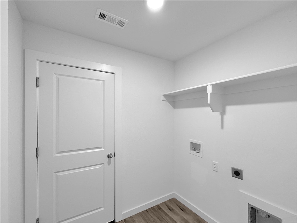 2603 N Snowball Drive