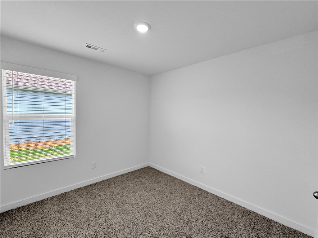 2603 N Snowball Drive