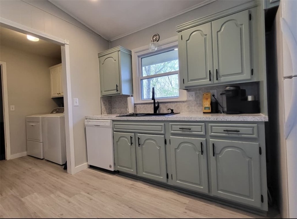 4 Basildon Circle