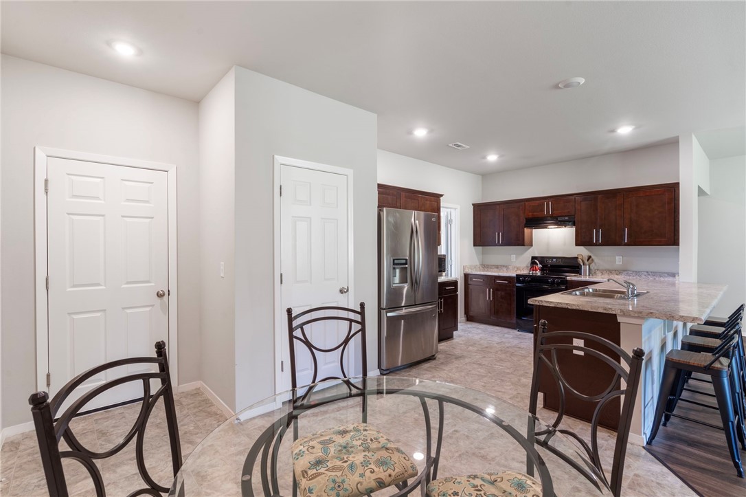 2839 W Azurite Street