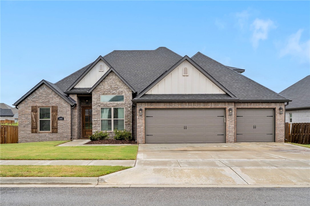 1805 Abbott Lane
