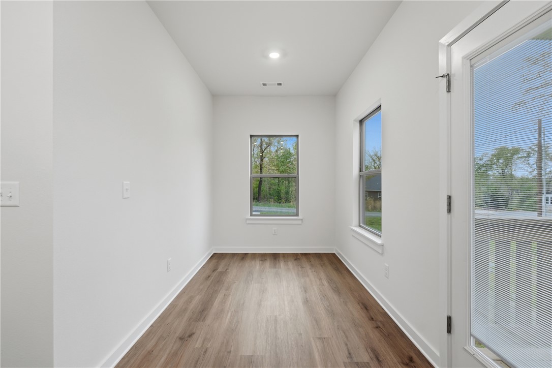 276 Kinross Drive