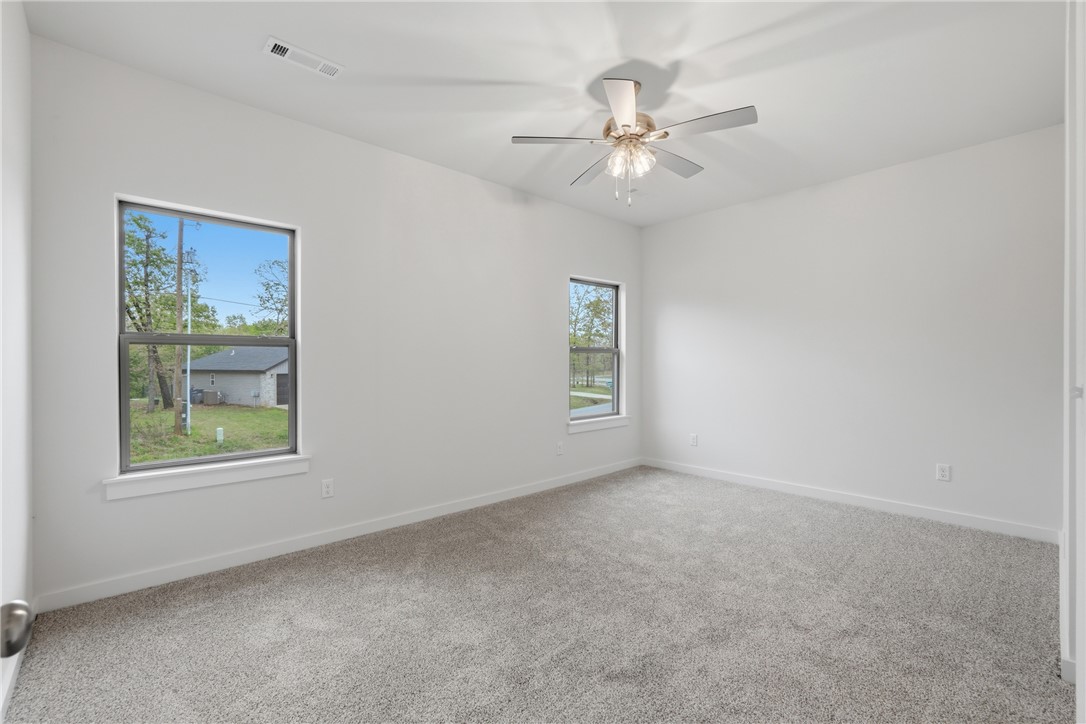 276 Kinross Drive