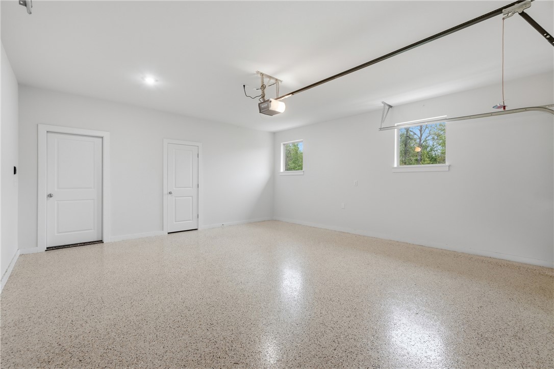 276 Kinross Drive