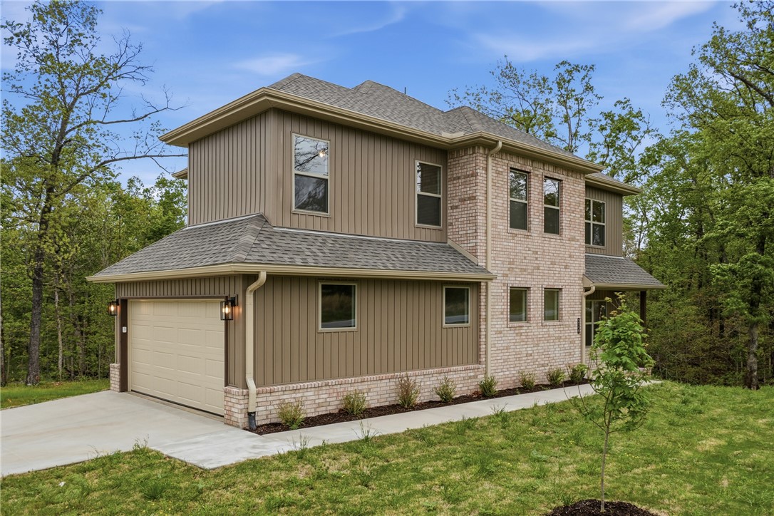 276 Kinross Drive
