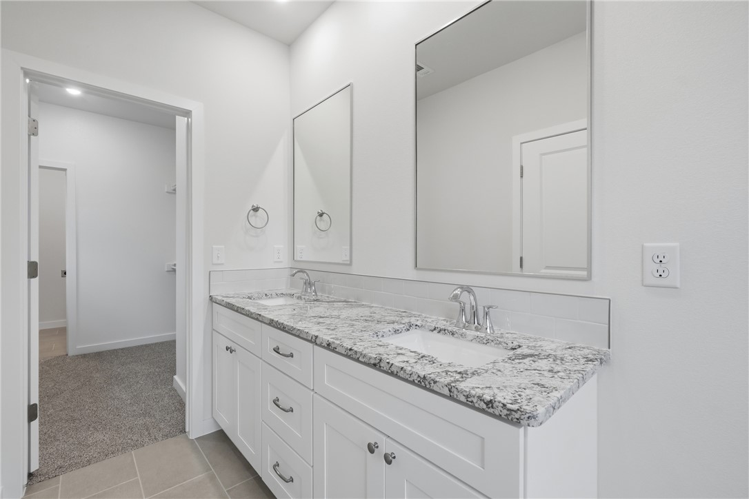 276 Kinross Drive