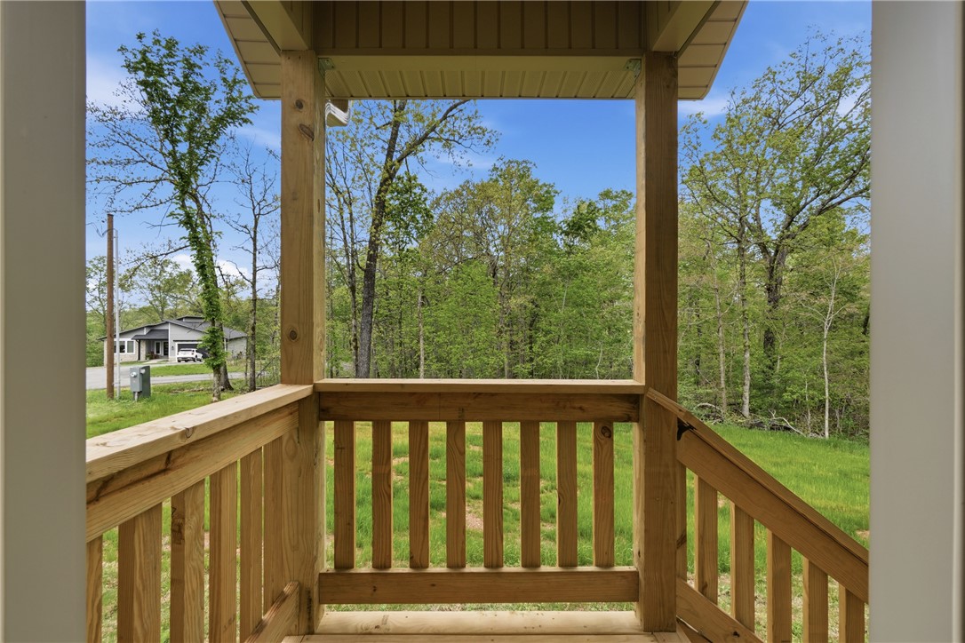 276 Kinross Drive
