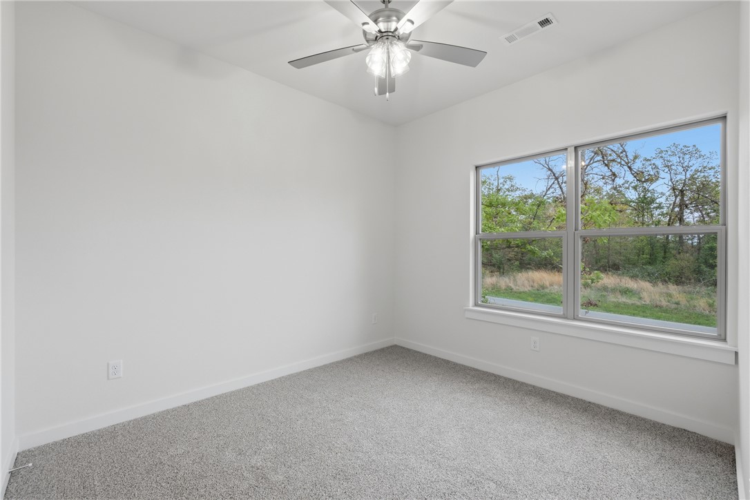 276 Kinross Drive