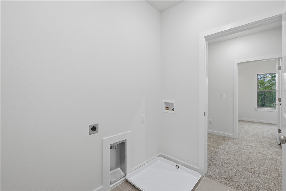 276 Kinross Drive