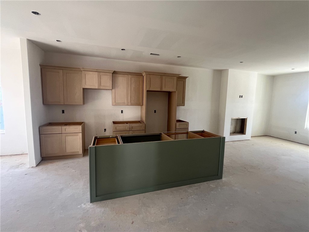 2305 Lexington Street