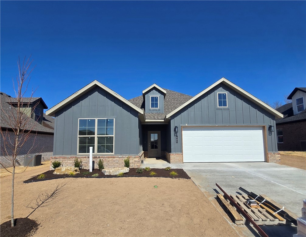 405 W Hondo Street
