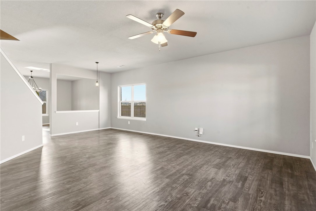 7233 Charlotte Avenue