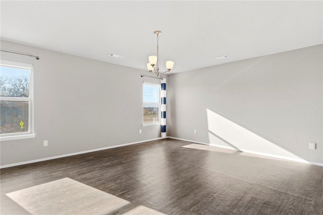 7233 Charlotte Avenue