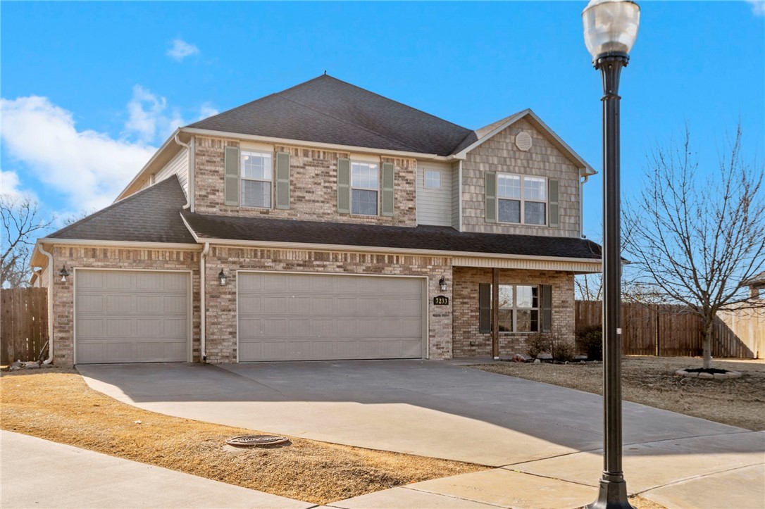 7233 Charlotte Avenue