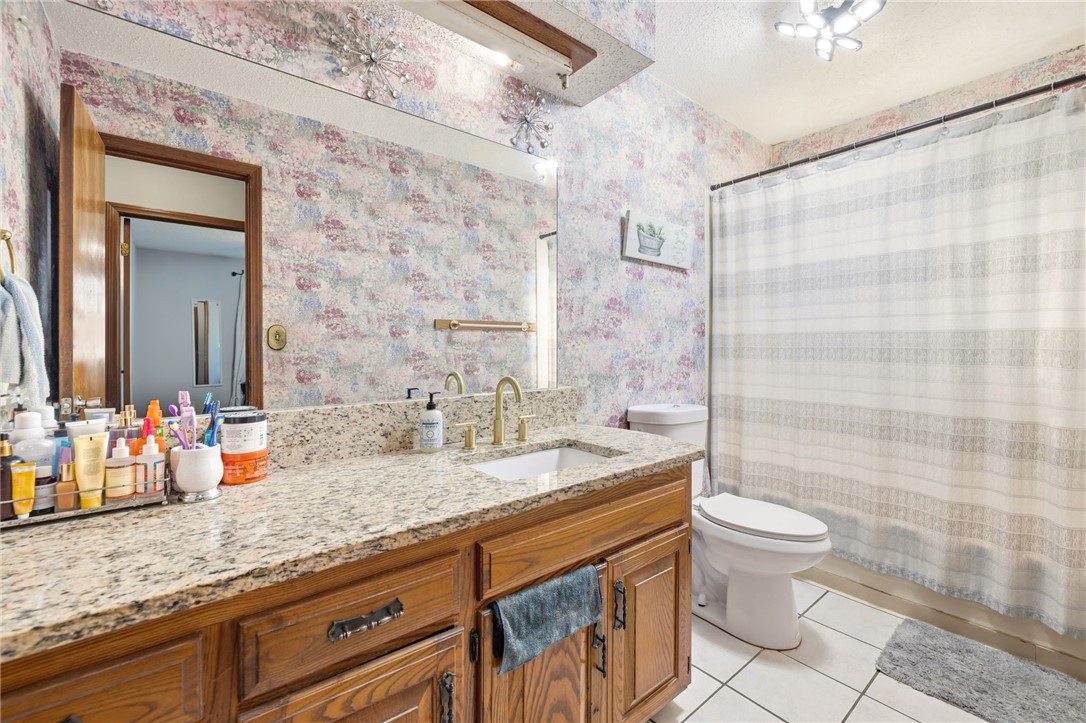 1401/1403 W Price Lane