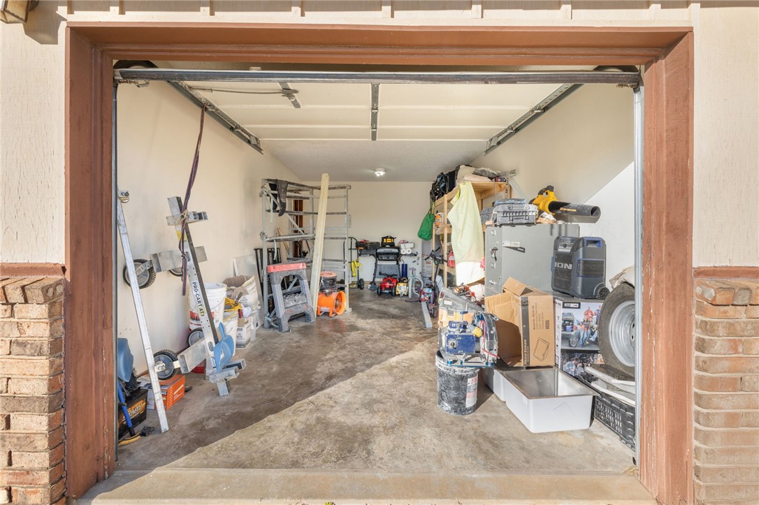 1401/1403 W Price Lane