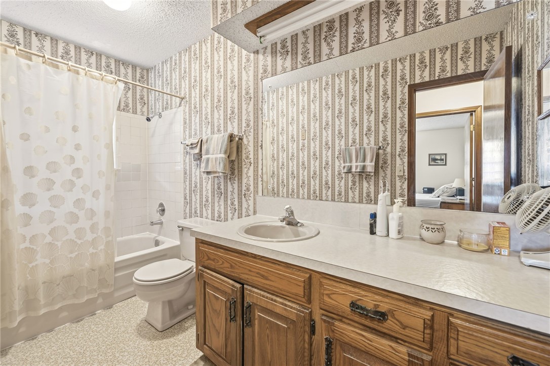 1401/1403 W Price Lane