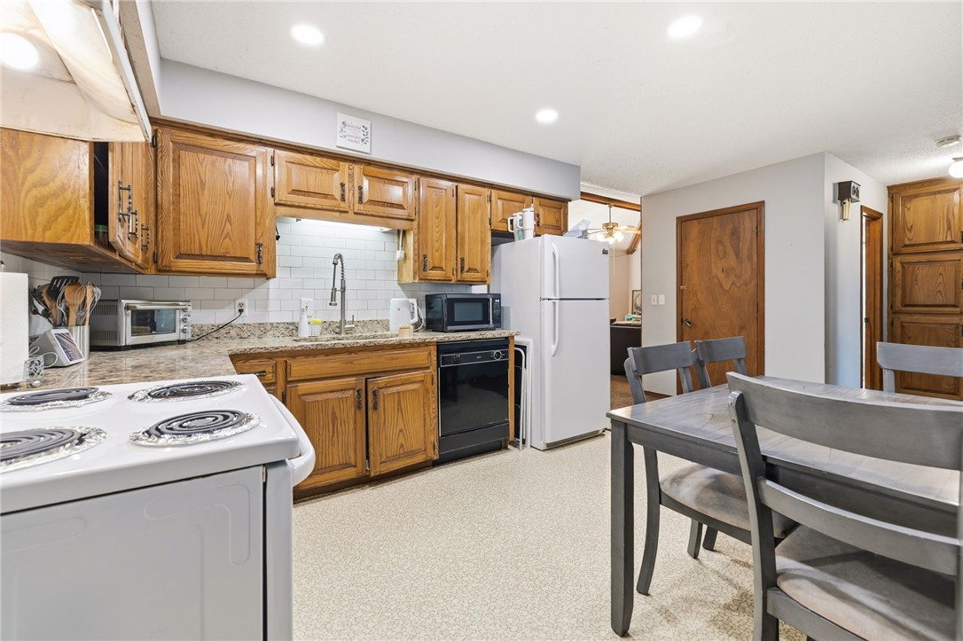 1401/1403 W Price Lane