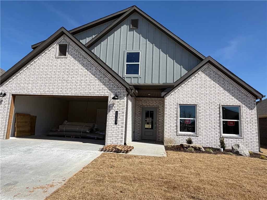 2303 Lexington Street