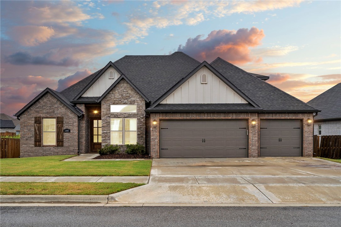 1805 Abbott Lane