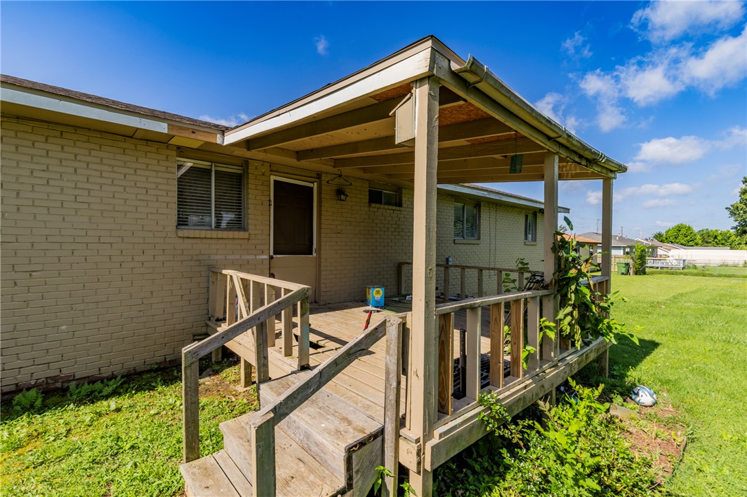 1323, 1325, 1327 Price Lane