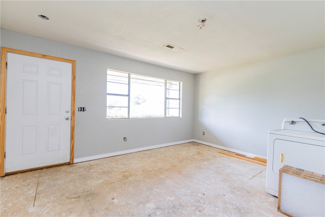1323, 1325, 1327 Price Lane