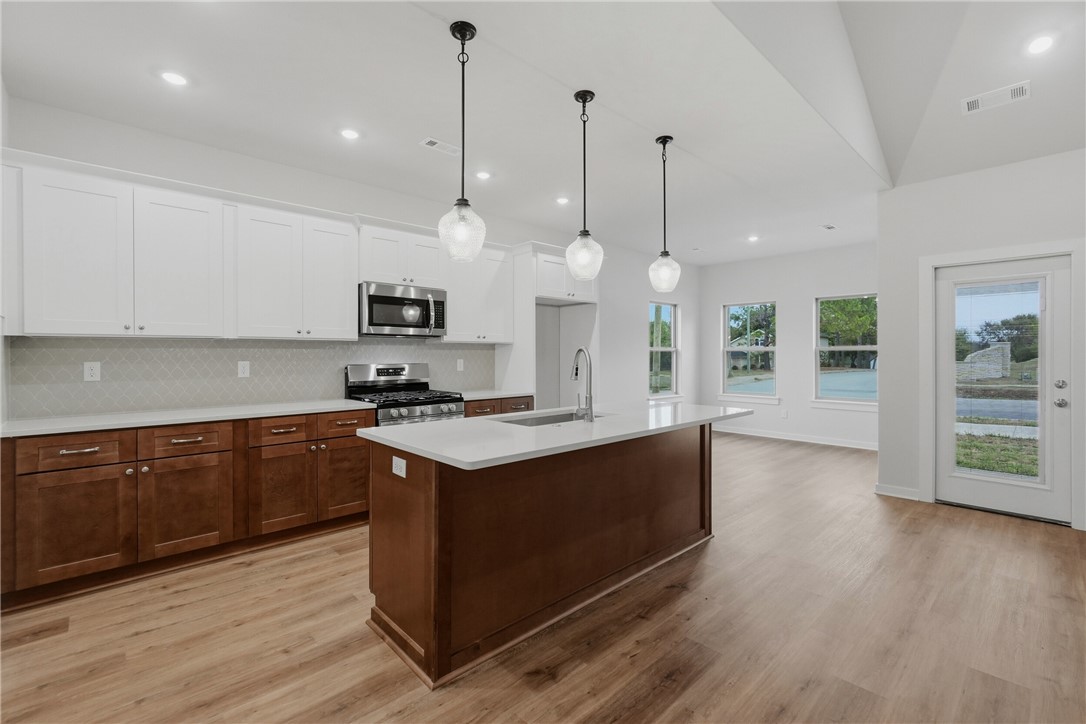 2303 Cassidy Court