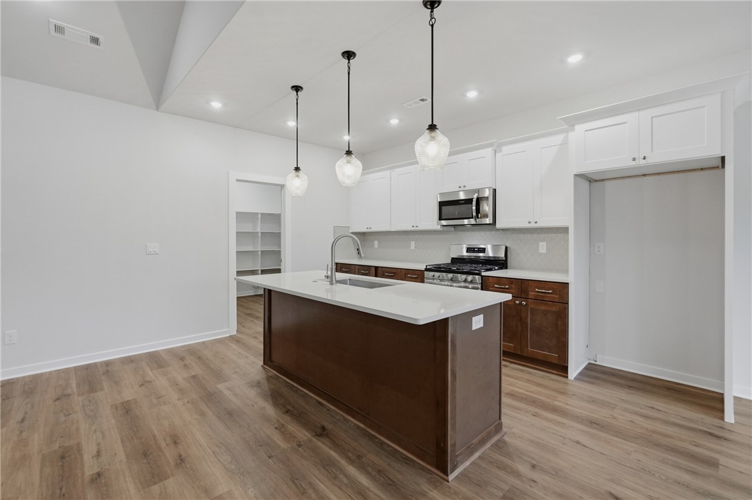 2303 Cassidy Court