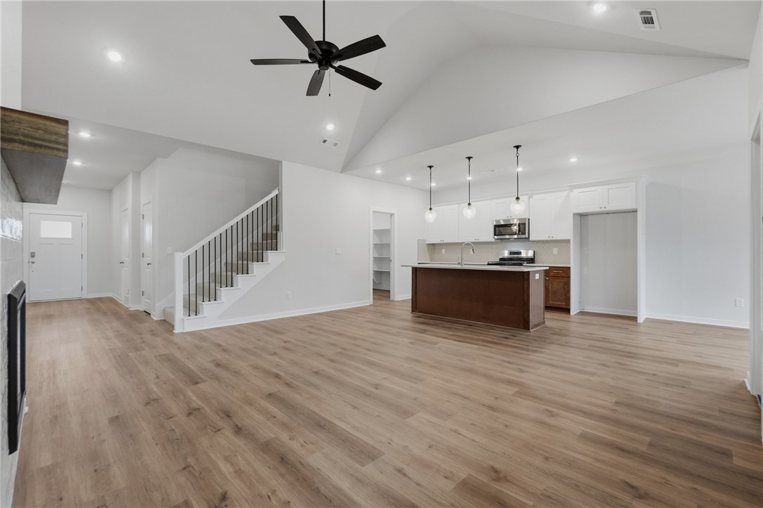 2303 Cassidy Court