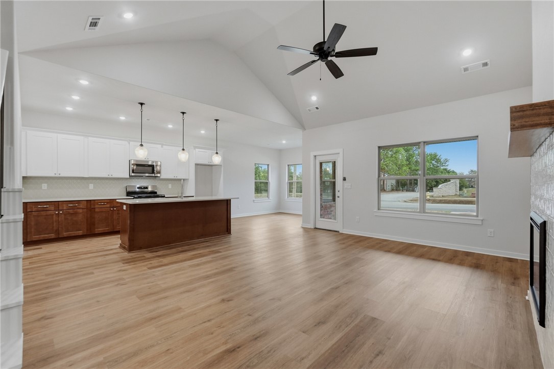 2303 Cassidy Court