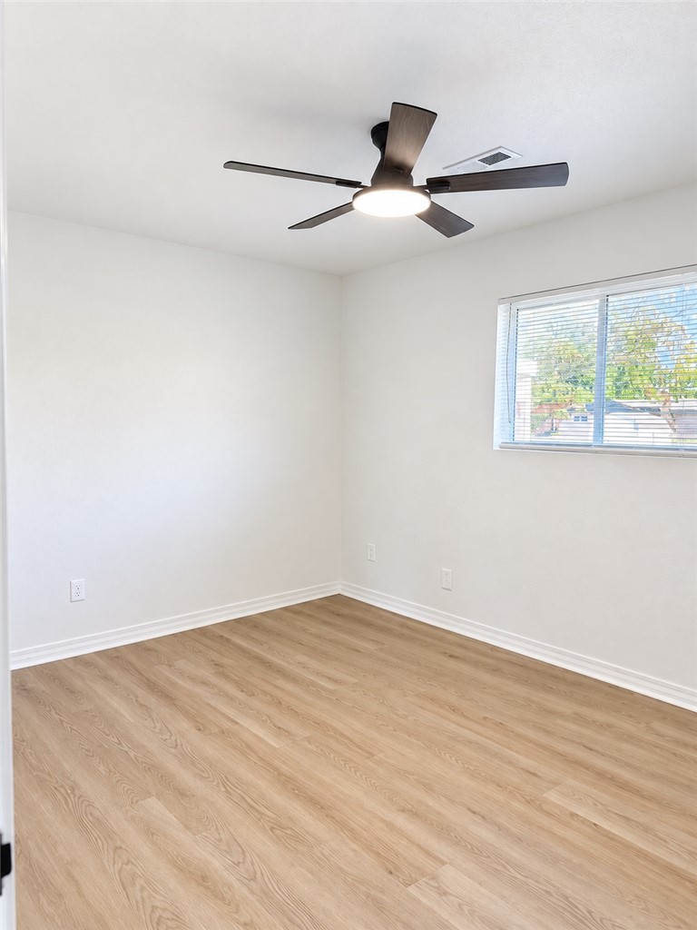 1325 W Price Lane