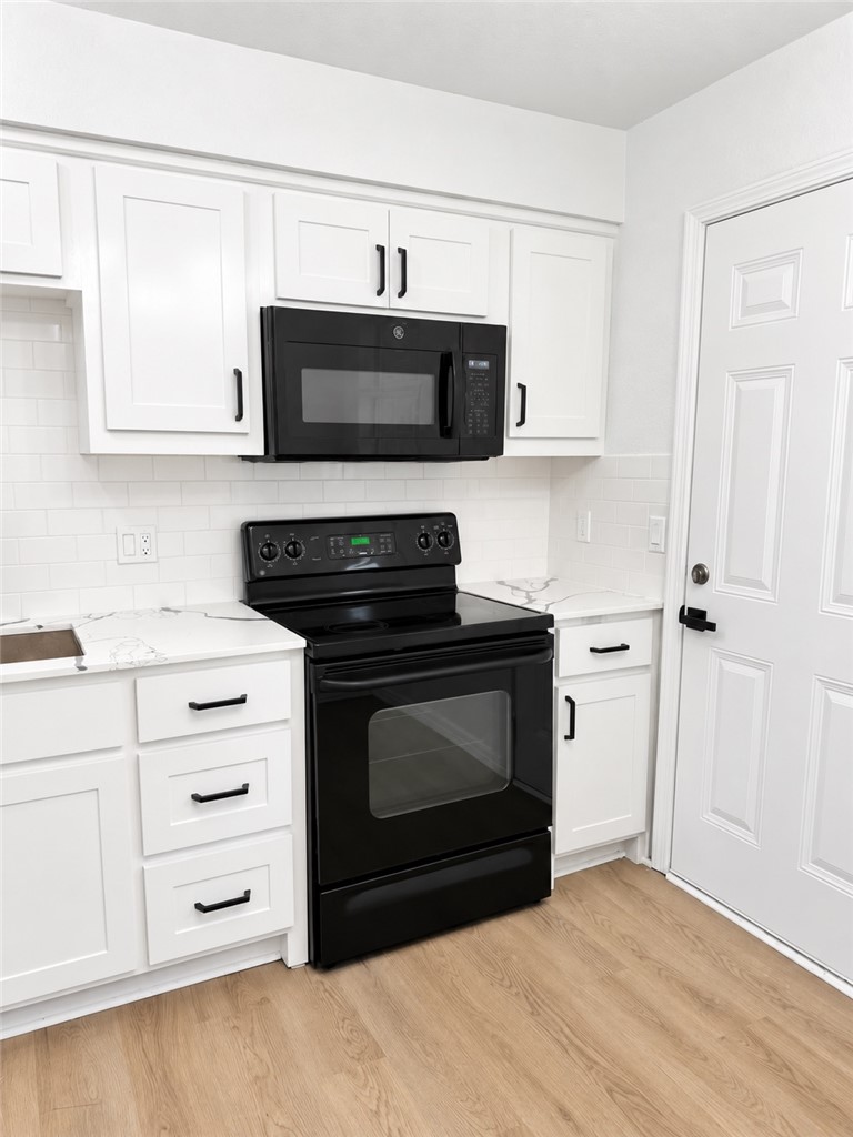 1325 W Price Lane