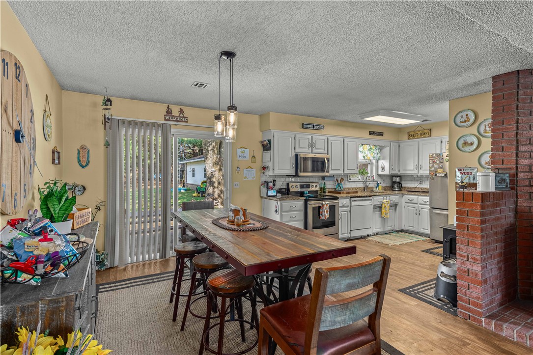 1200 SW Elm Tree Road