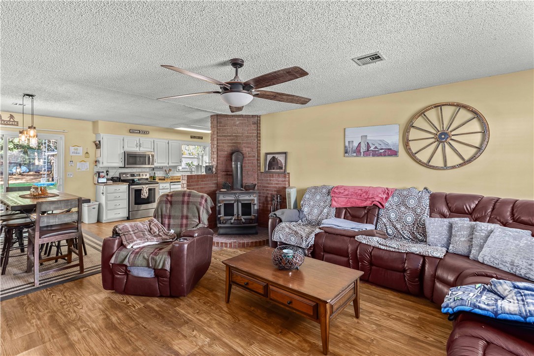 1200 SW Elm Tree Road