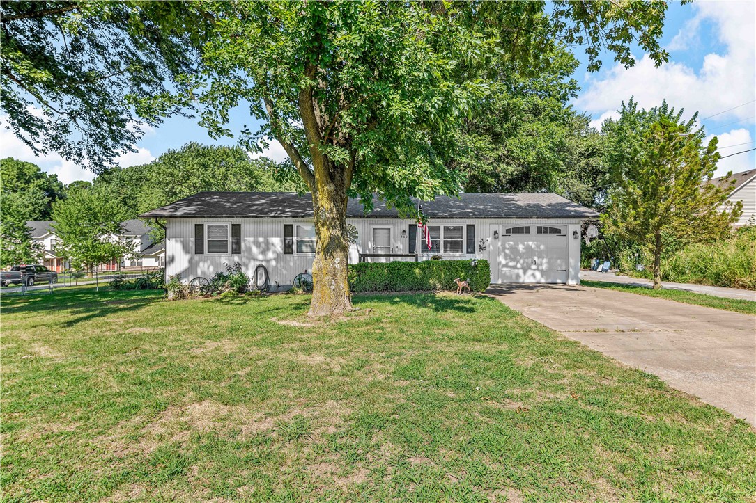 1200 SW Elm Tree Road