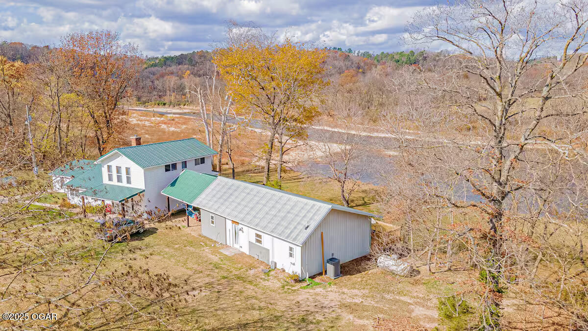 267/271 Knox Lane 19+/- Acres