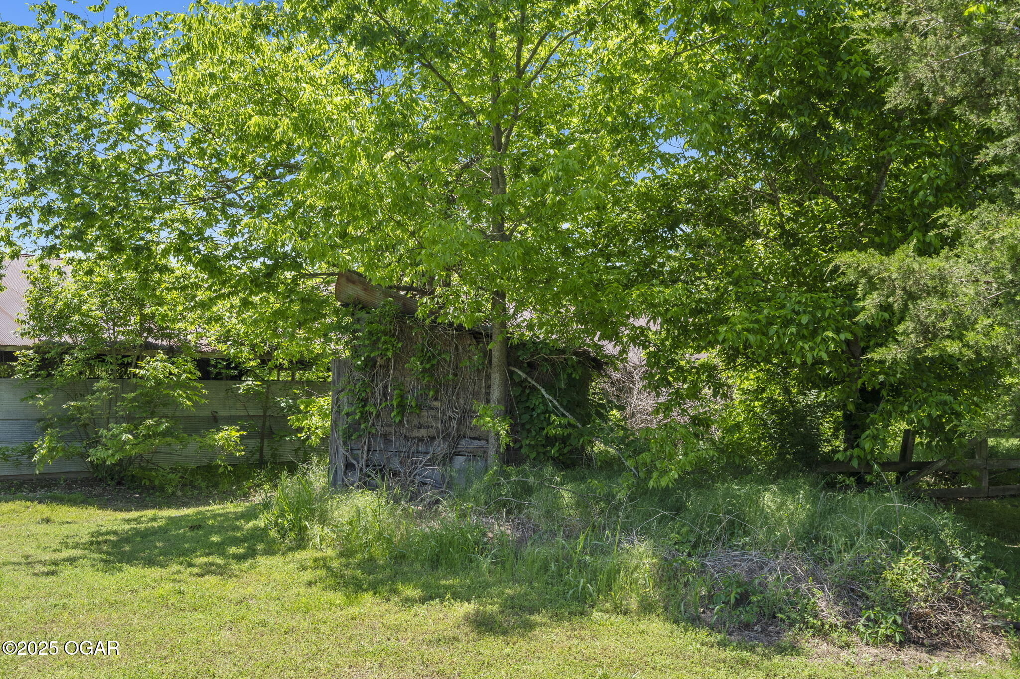 267/271 Knox Lane 19+/- Acres