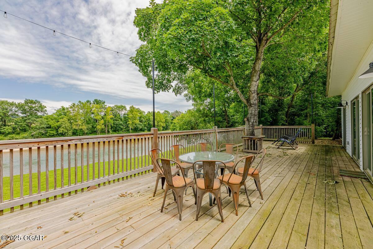 267/271 Knox Lane 19+/- Acres