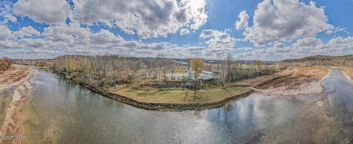 267/271 Knox Lane 19+/- Acres