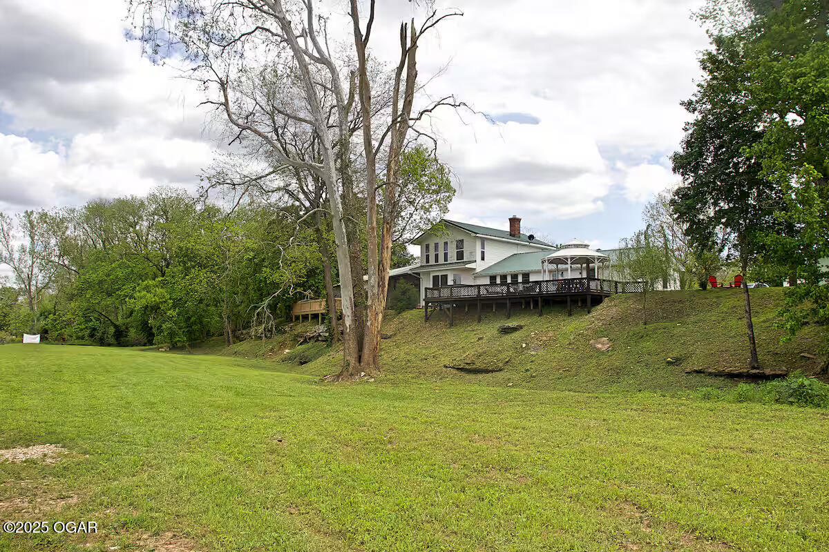 267/271 Knox Lane 19+/- Acres
