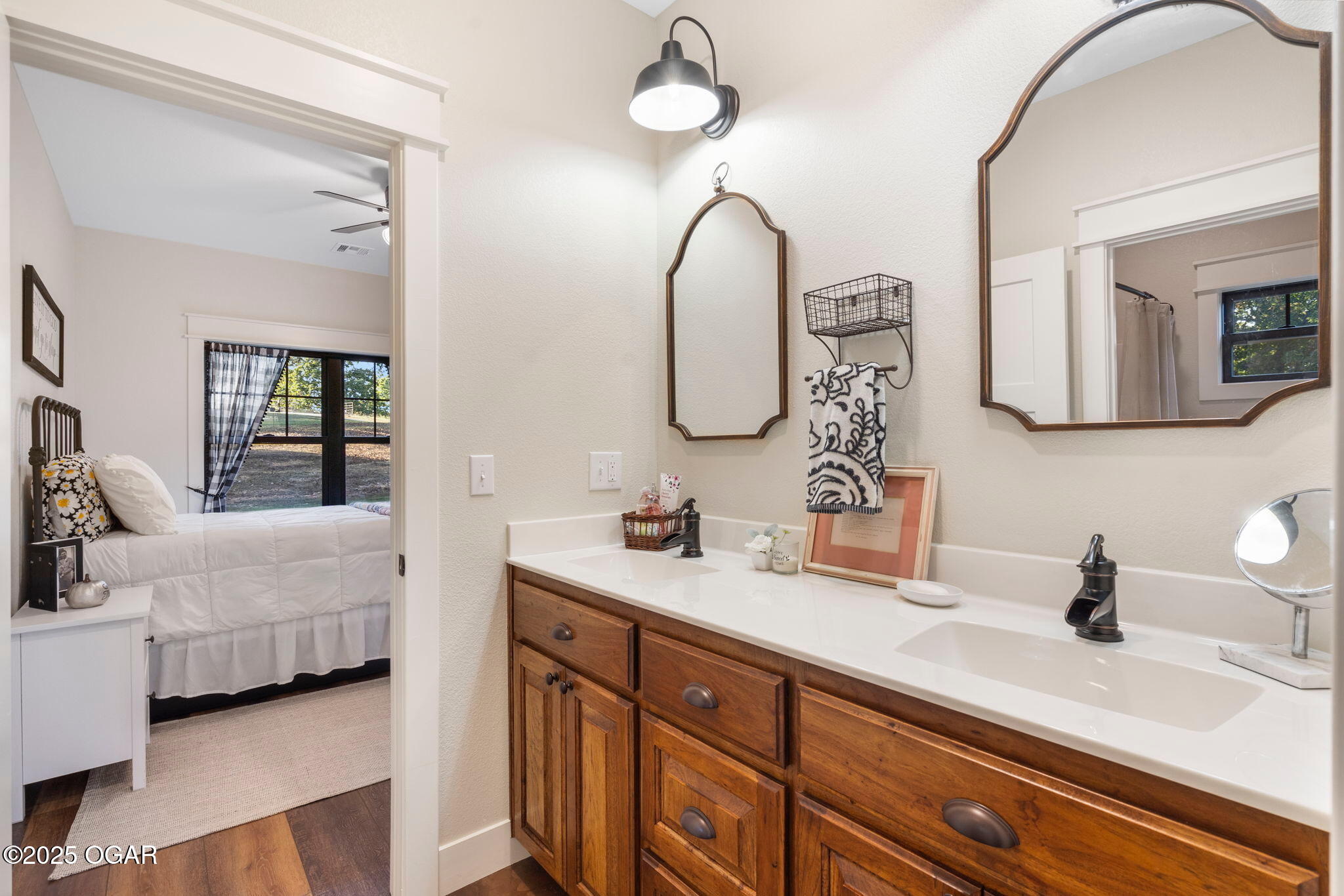 595 S Oakwood Trail, Noel