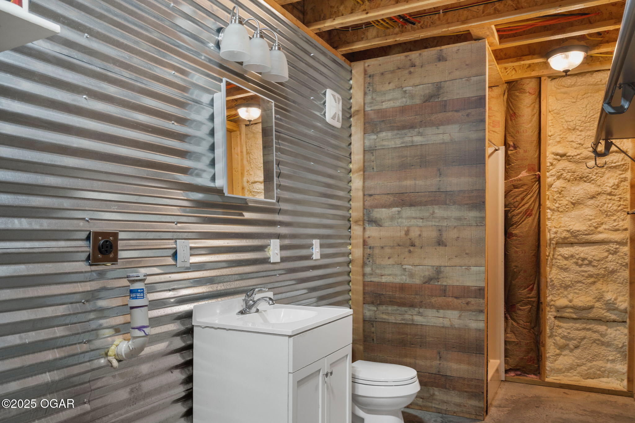 595 S Oakwood Trail, Noel