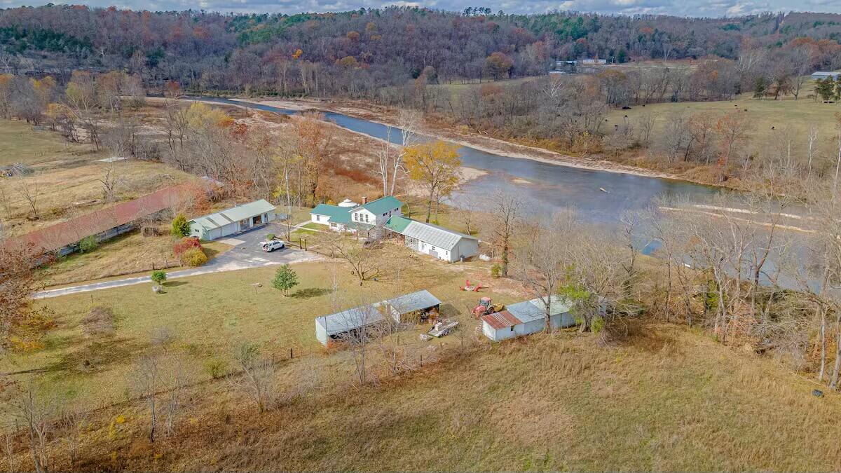 267/271 Knox Lane 19+/- Acres Lane