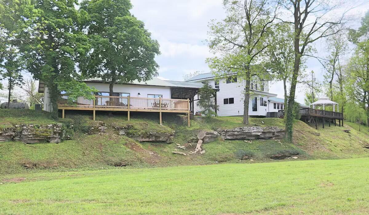 267/271 Knox Lane 19+/- Acres Lane